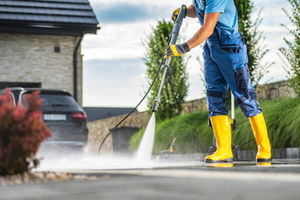 Why Choose Our Certified Pressure Washing Experts for Your Project Needs in Arlington, NY?